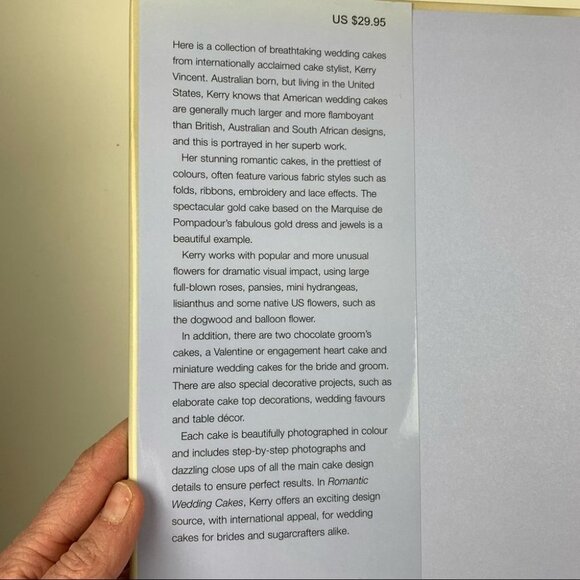 Romantic Wedding Cakes Cookbook - Picture 3 of 12